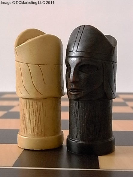 Masked Plain Theme Chess Set